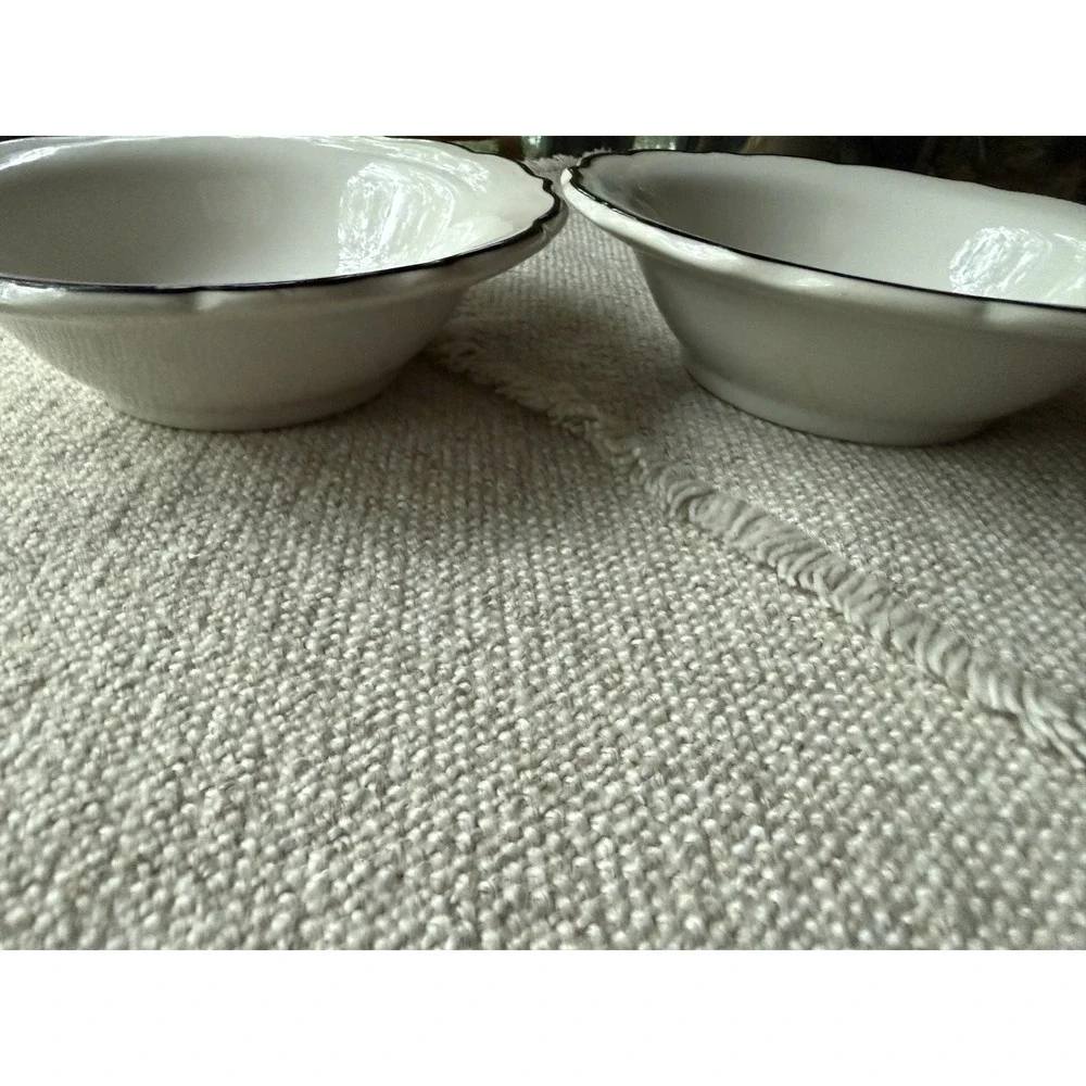 VTG Syracuse China Black Rim Scalloped Bowls Set of 2 Restaurant Ware EUC